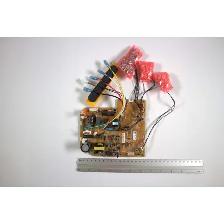 C136- PLACA CONTROL INTERIOR DAIKIN 2P145226-4 1687897