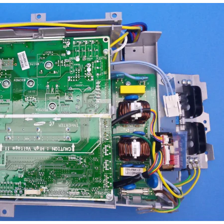 Control box unidad exterior SAMSUNG UH070EAV2